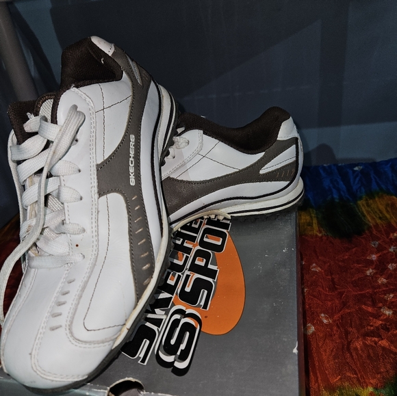 Skechers Other - SKETCHERS Men's SHOES SIZE 8